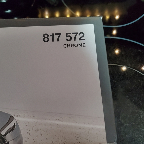 New Glacier Bay Kitchen Faucet Single HandleChrome 1.8 GPM flow rate 3 hole - Picture 2 of 6